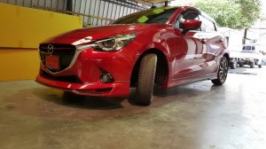 ชุดแต่งรอบคัน Mazda2 Skyactiv 4D-5D ทรง Drive68